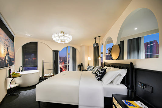 Deluxe River View King Room